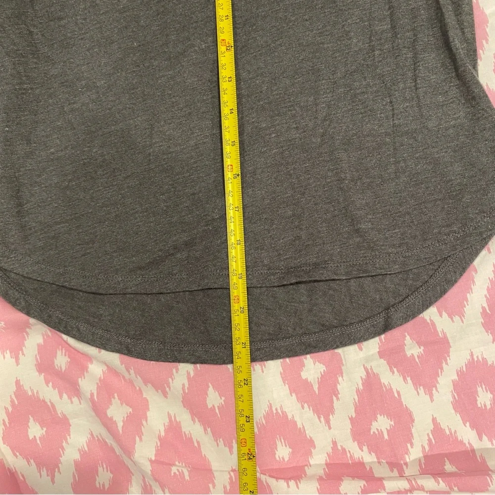 GAP shirt great